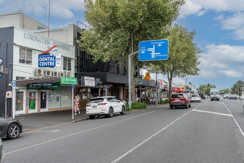 198 Grey Street, Hamilton East, Hamilton - Carousel 21