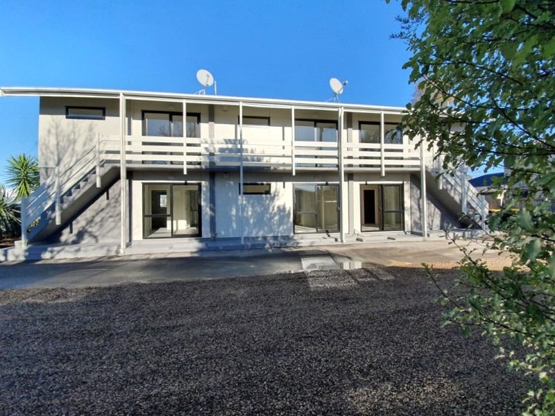 1/481 Barbadoes Street, Edgeware, Christchurch - Carousel 1