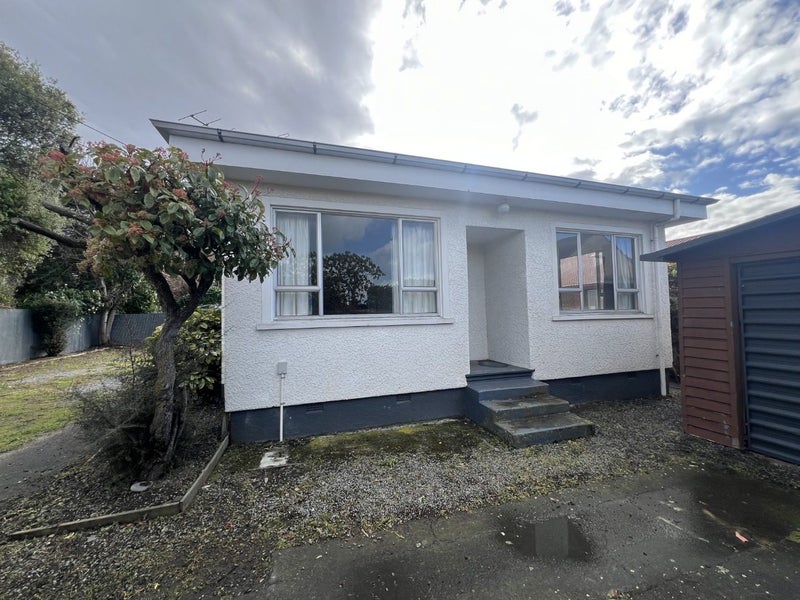 16 Sawyers Arms Road, Northcote, Christchurch - Carousel 1