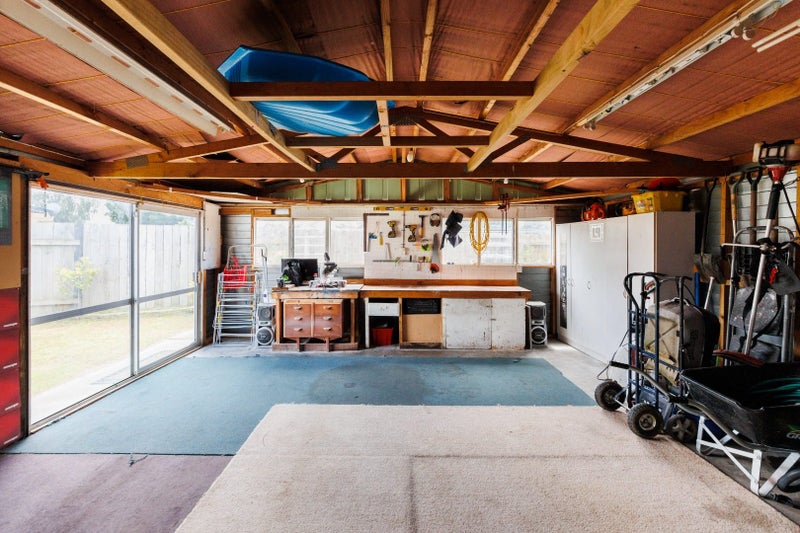 3 Forbes Place, Kelvin Grove, Palmerston North - Carousel 14