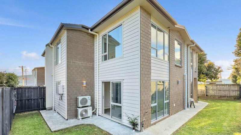 4/2 Princes AVenue, Mount Roskill, Auckland - Carousel 1