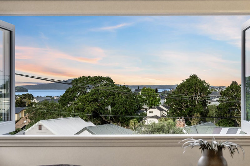 19 Mamie Street, Remuera, Auckland - Carousel 2