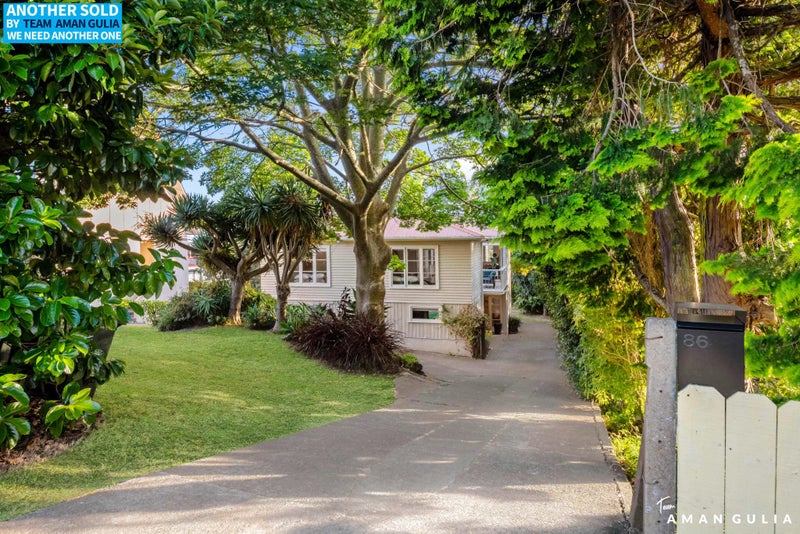 86 Mount Royal Avenue, Mount Albert, Auckland - Carousel 1