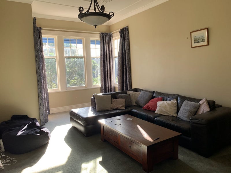 25 Sutherland Crescent, Melrose, Wellington - Carousel 2