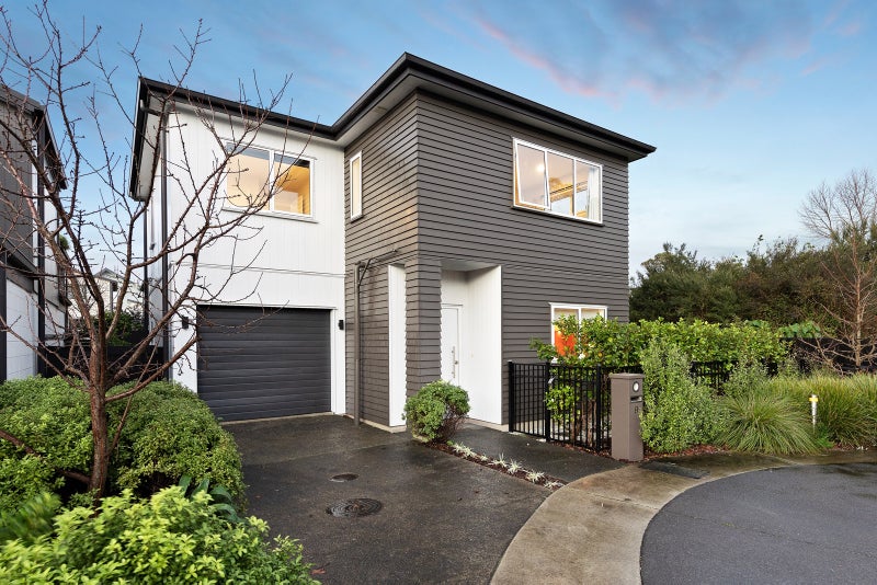 9 Manaaki Circle, Wai o Taiki Bay, Auckland - Carousel 4