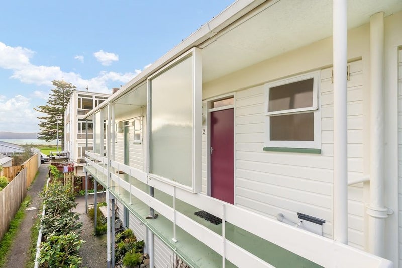2/110 Muritai Road, Eastbourne, Lower Hutt - Carousel 1