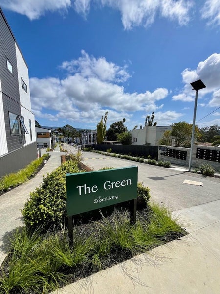 25 Don Oliver Lane, Glen Eden, Auckland - Carousel 2