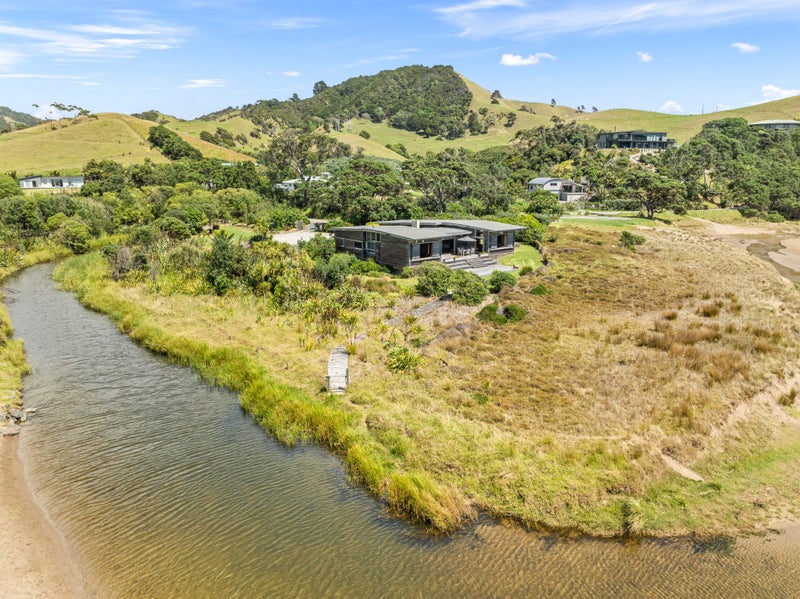20 Mcauslin Road, Matapouri, Whangārei - Carousel 44