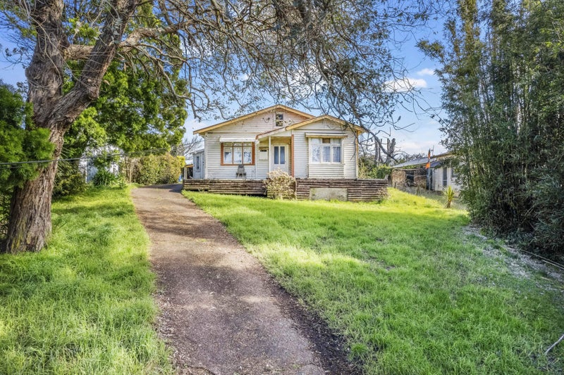 9 Malam Street, Glen Eden, Auckland - Carousel 6