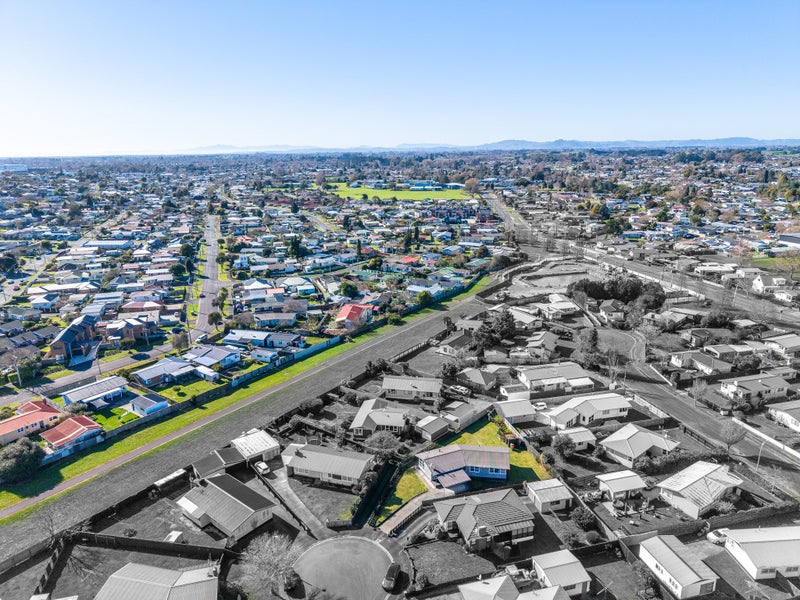 10 Bremridge Place, Melville, Hamilton - Carousel 22