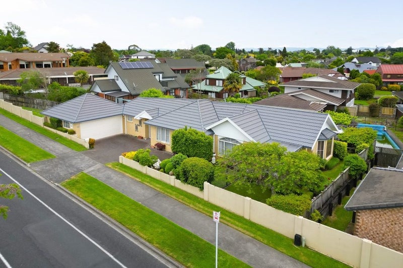 111 Crosby Road, Chartwell, Hamilton - Carousel 1