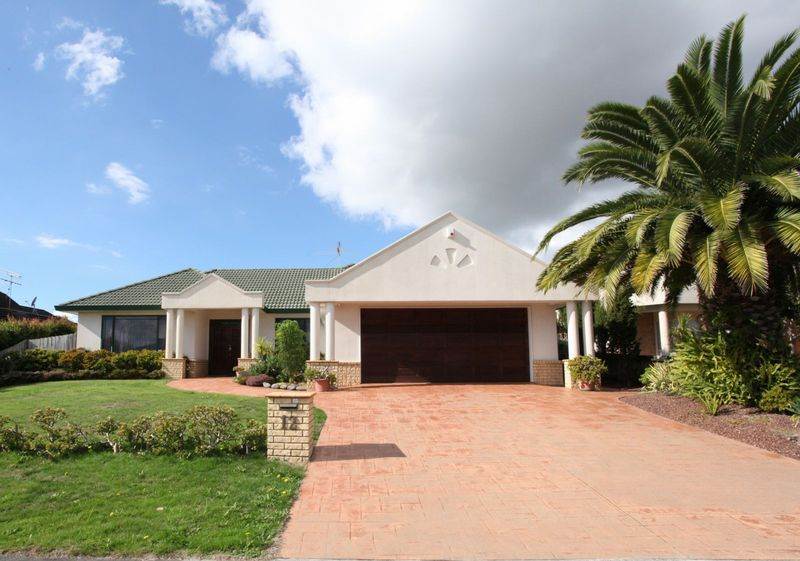 12 Brailsford Court, Dannemora, Auckland - Carousel 1