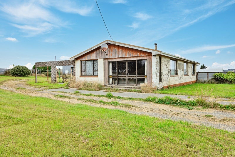 36 Princes Road, Greenhills - Carousel 19