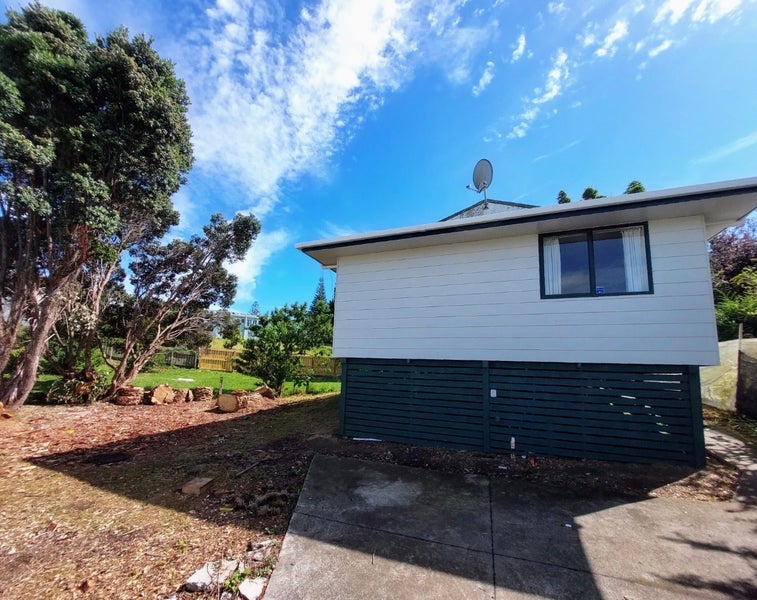 62 Leybourne Circle, Glen Innes, Auckland - Carousel 17