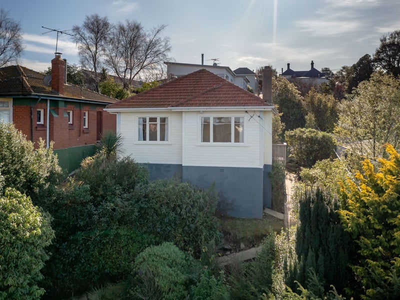 31 Newport Street, Belleknowes, Dunedin - Carousel 1