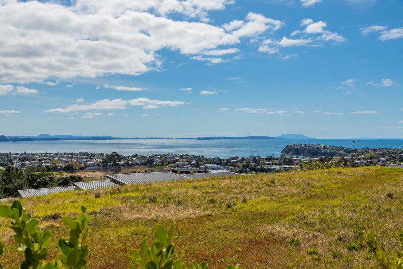 1 Woodridge Drive, Stanmore Bay, Whangaparāoa - Carousel 14