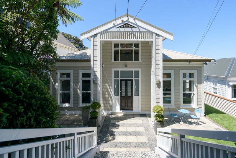 11 Central Terrace, Kelburn, Wellington - Carousel 1