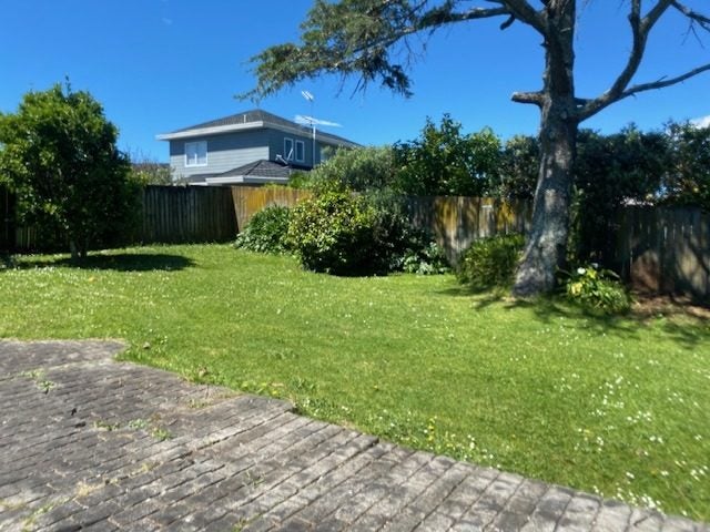 72 Botany Road, Botany Downs, Auckland - Carousel 17