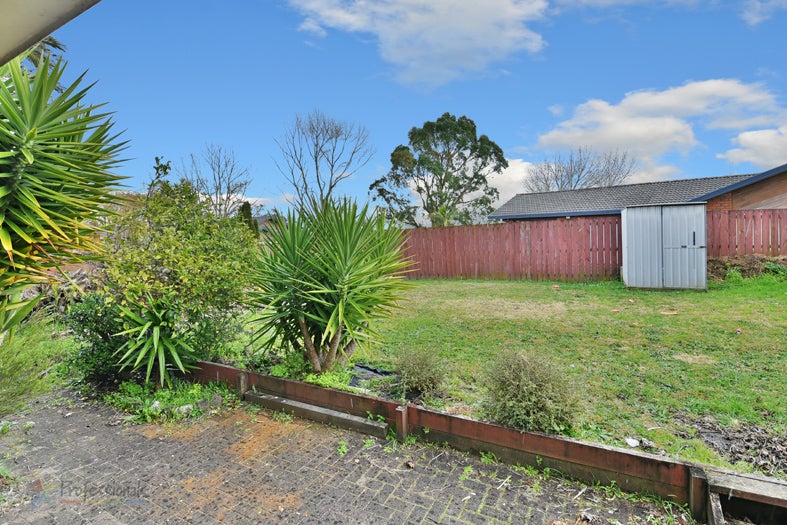 5 Serai Place, Flat Bush, Auckland - Carousel 2