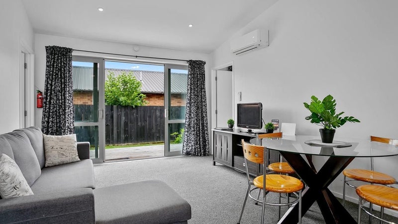 90 Nixon Street, Hamilton East, Hamilton - Carousel 2