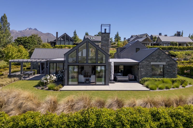 1 Jack Dagg Lane, Arrowtown, Arrowtown - Carousel 1