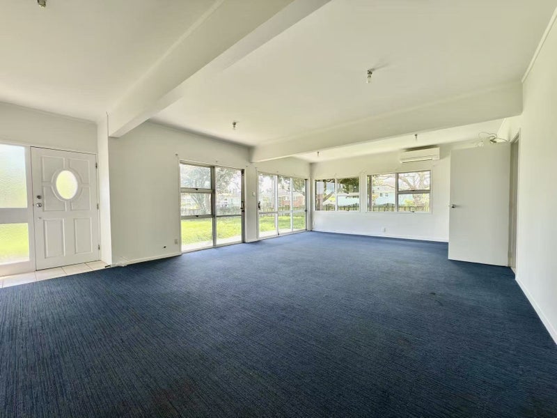 2 Carey Place, Otara, Auckland - Carousel 2