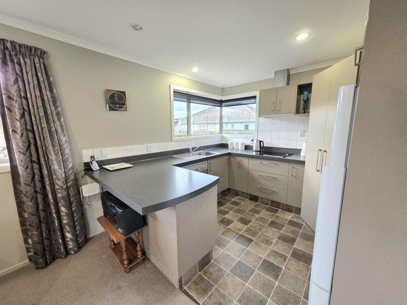 18A Mersey Street, South Hill, Oamaru - Carousel 2