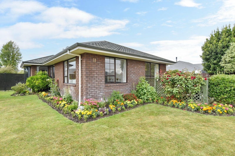 18 Harrall Place, Kaiapoi, Kaiapoi - Carousel 1