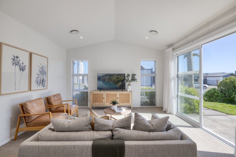 14 Montiicola Drive, Papamoa Beach, Papamoa - Carousel 2