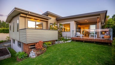 7 Vista Drive, Bishopdale, Nelson - Carousel 1