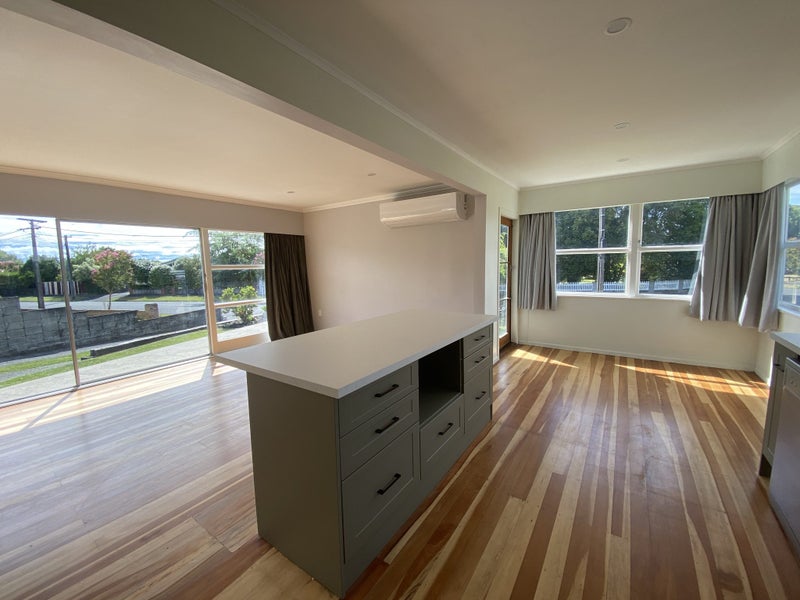 66 English Street, St Andrews, Hamilton - Carousel 2