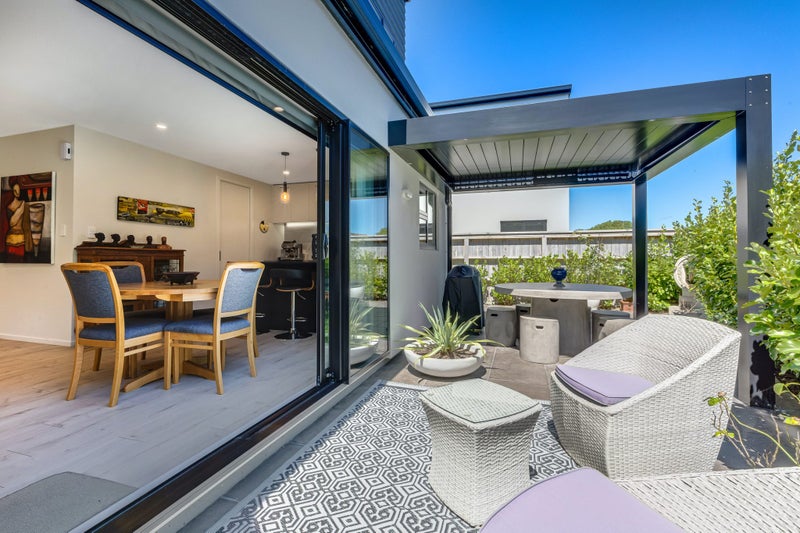 41B Queen Charlotte drive, Aotea, Porirua - Carousel 1