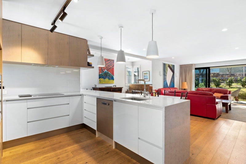 2/1A Ashgrove Road, Mangere, Auckland - Carousel 2