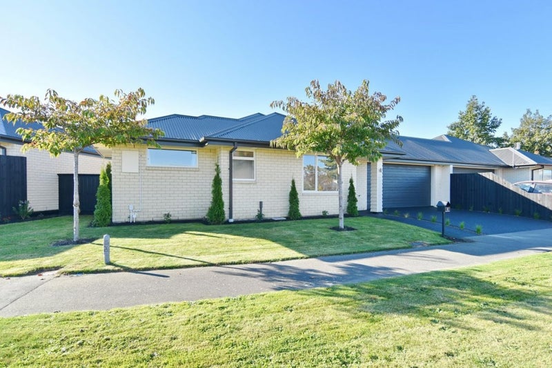 4 Somerville Crescent, Aidanfield, Christchurch - Carousel 19