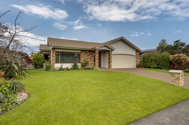 49 Kensington Drive, Taradale, Napier - Carousel 19