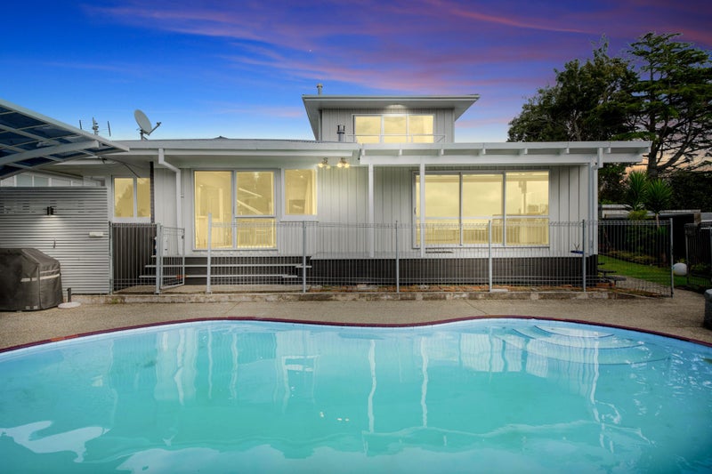 11 Khandallah Place, New Windsor, Auckland - Carousel 2