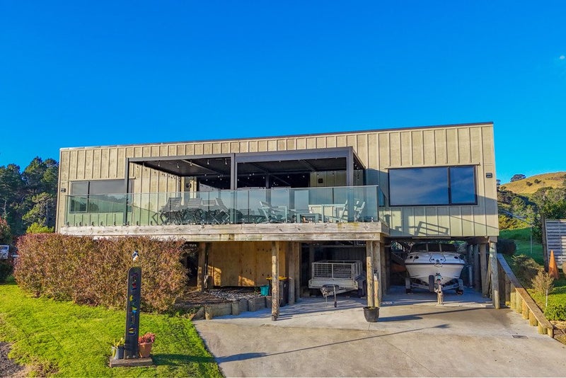 12 Te Mata Drive, Te Mata, Thames - Carousel 1