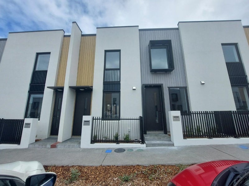 19 Hadlow Terrace, Grey Lynn, Auckland - Carousel 1