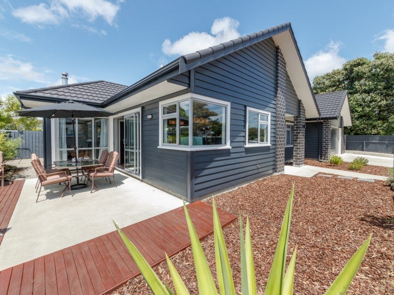 66 Newcastle Street, Terrace End, Palmerston North - Carousel 2