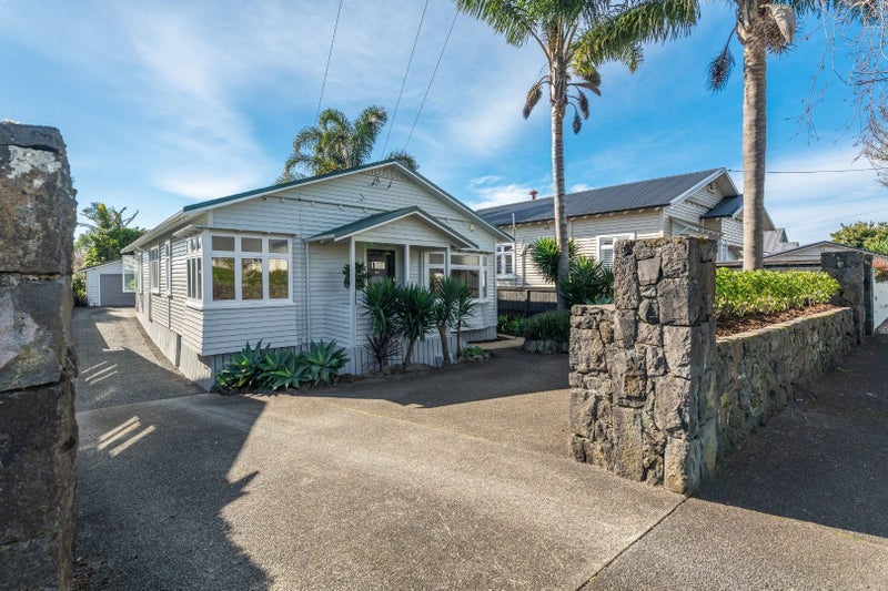83 Shackleton Road, Mount Eden, Auckland - Carousel 1