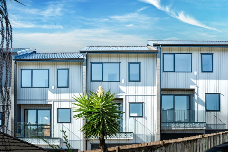 3/21 Valonia Street, New Windsor, Auckland - Carousel 2