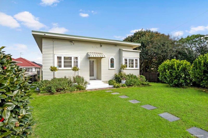 30 Bledisloe Street, Papatoetoe, Auckland - Carousel 1