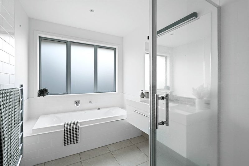 13 Bentley Rise, Flagstaff, Hamilton - Carousel 19