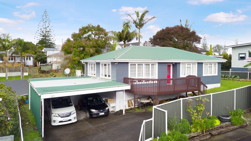 2/7 McLeod Road, Henderson, Auckland - Carousel 2