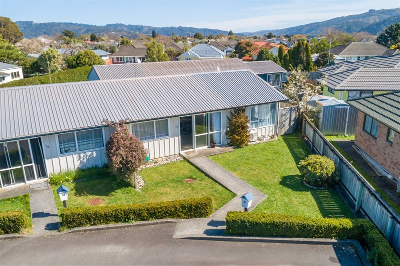 21 Hildreth Street, Trentham, Upper Hutt - Carousel 2