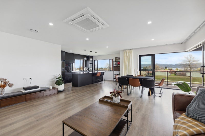 72 Harakeke Drive, Wharewaka, Taupo - Carousel 2