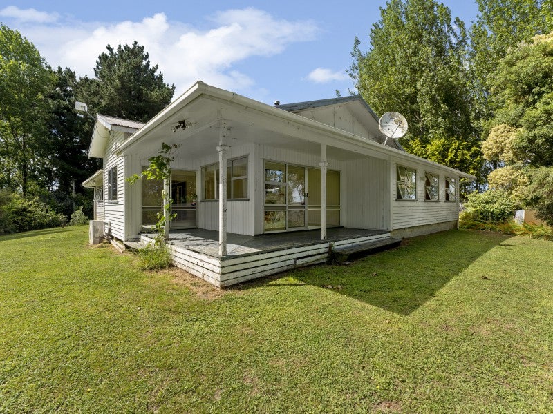 599 Koputaroa Road, Levin - Carousel 2