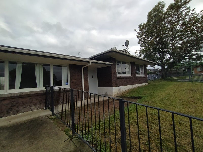 82 Archmillen Avenue, Pakuranga Heights, Auckland - Carousel 2
