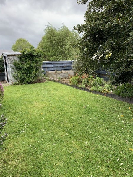 16 Te Punga Place, Awapuni, Palmerston North - Carousel 17