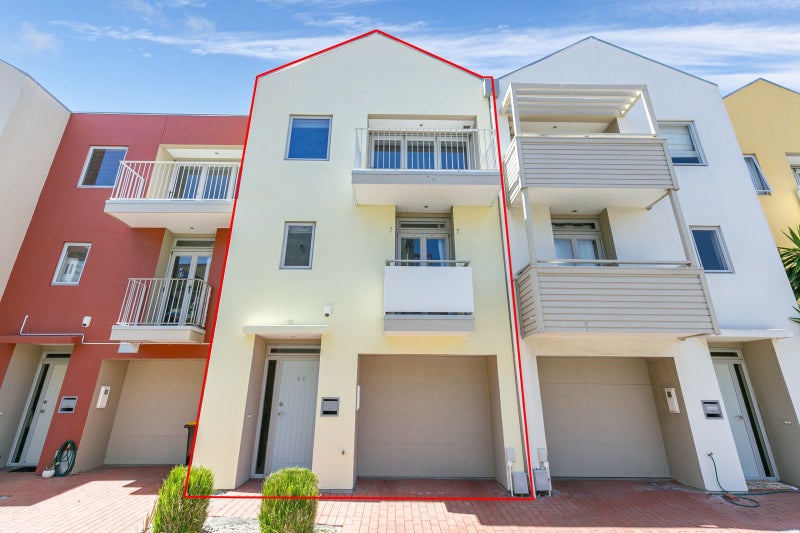 41/305 Evans Bay Parade, Hataitai, Wellington - Carousel 1